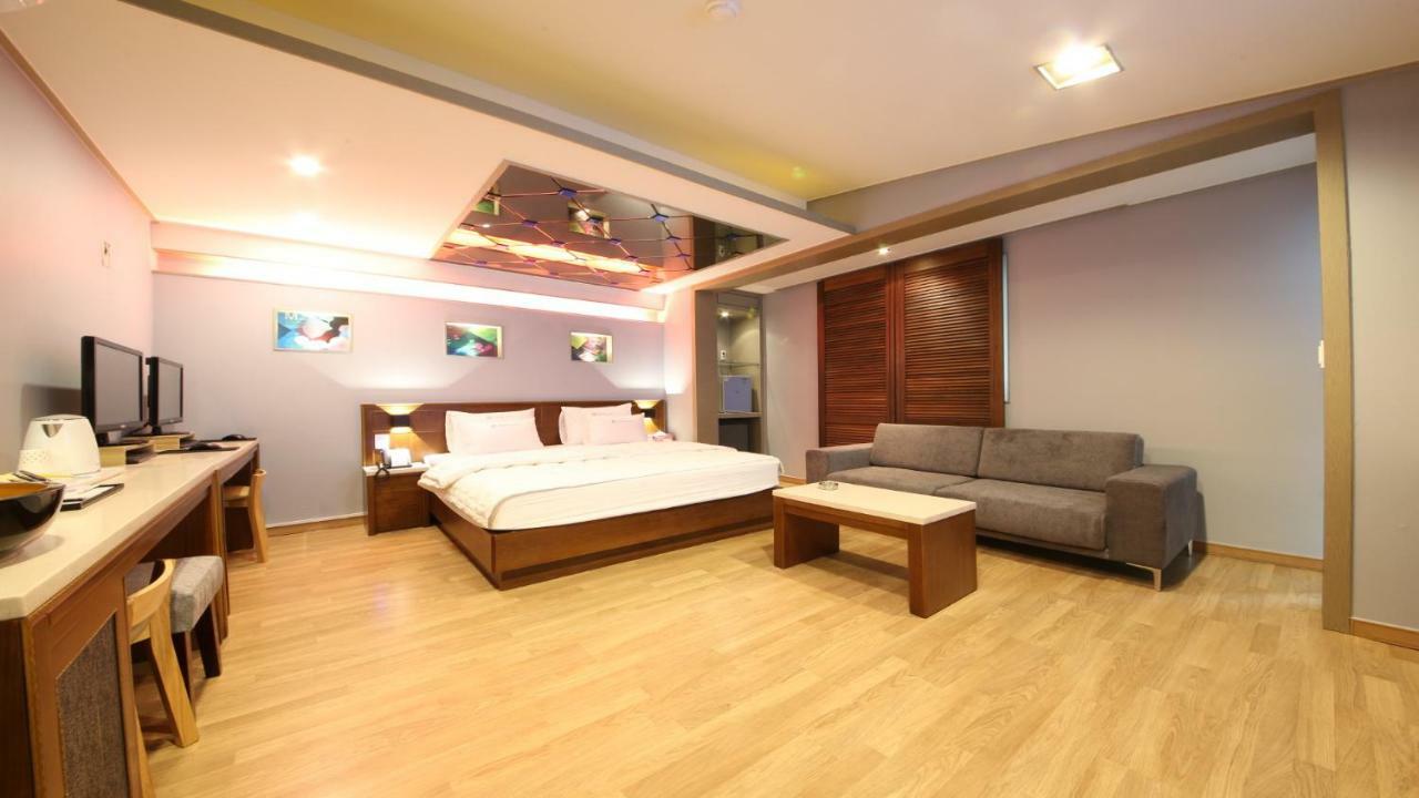 Hotel Palace Pohang Buitenkant foto