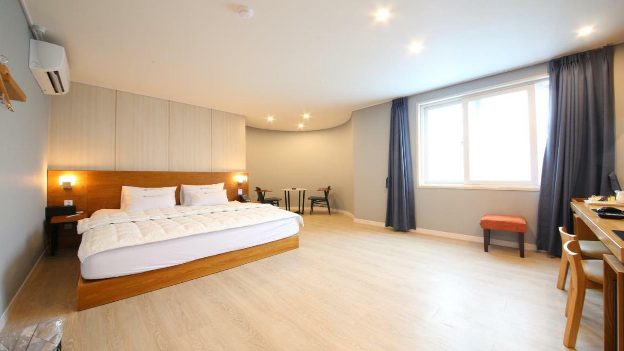 Hotel Palace Pohang Buitenkant foto