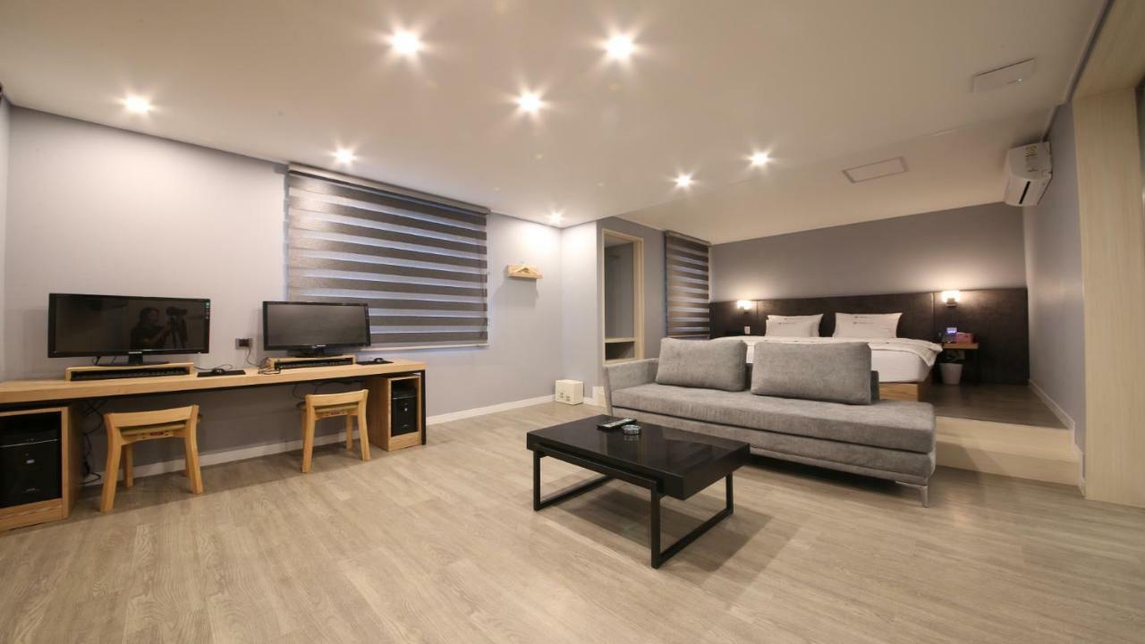 Hotel Palace Pohang Buitenkant foto