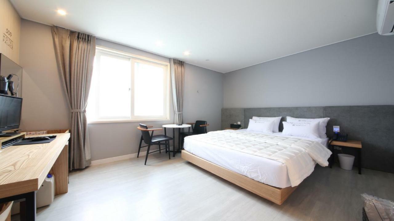 Hotel Palace Pohang Buitenkant foto